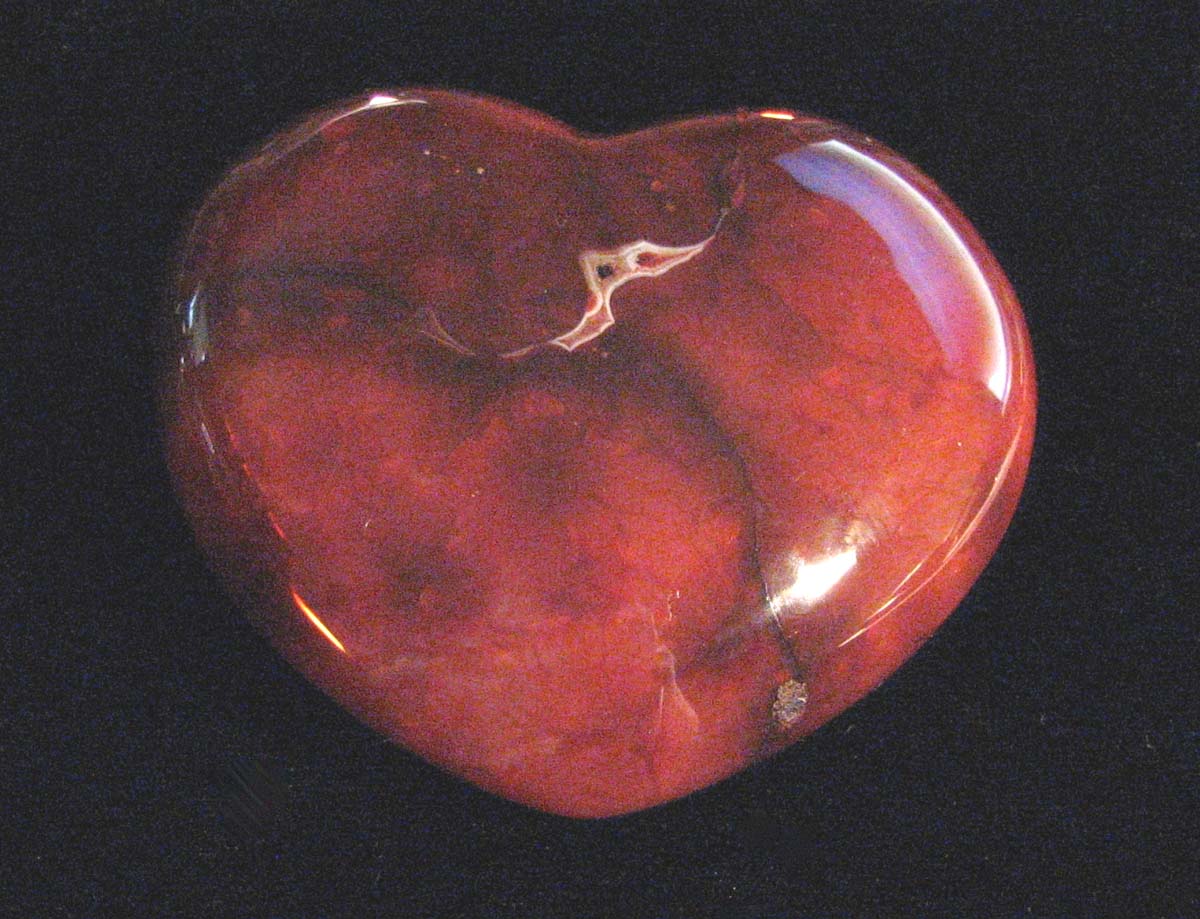 BURGUNDY CARNELIAN HEART - 1-1/8TH LB BURGUNDY CARNELIAN HEART - 1-1/8TH LB